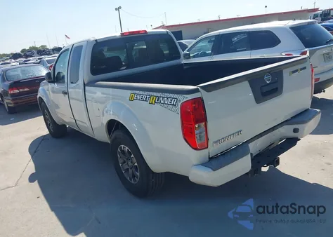 2016 Nissan Frontier Desert Runner z USA, uszkodzony, nr VIN 1N6AD0CU2GN797630
